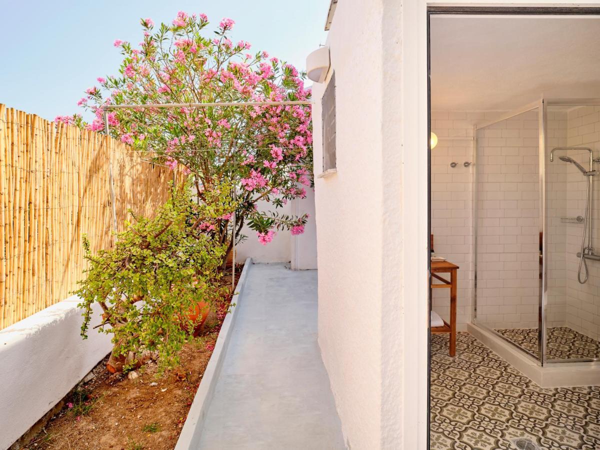 Psathi Beach House Kímolos Екстериор снимка